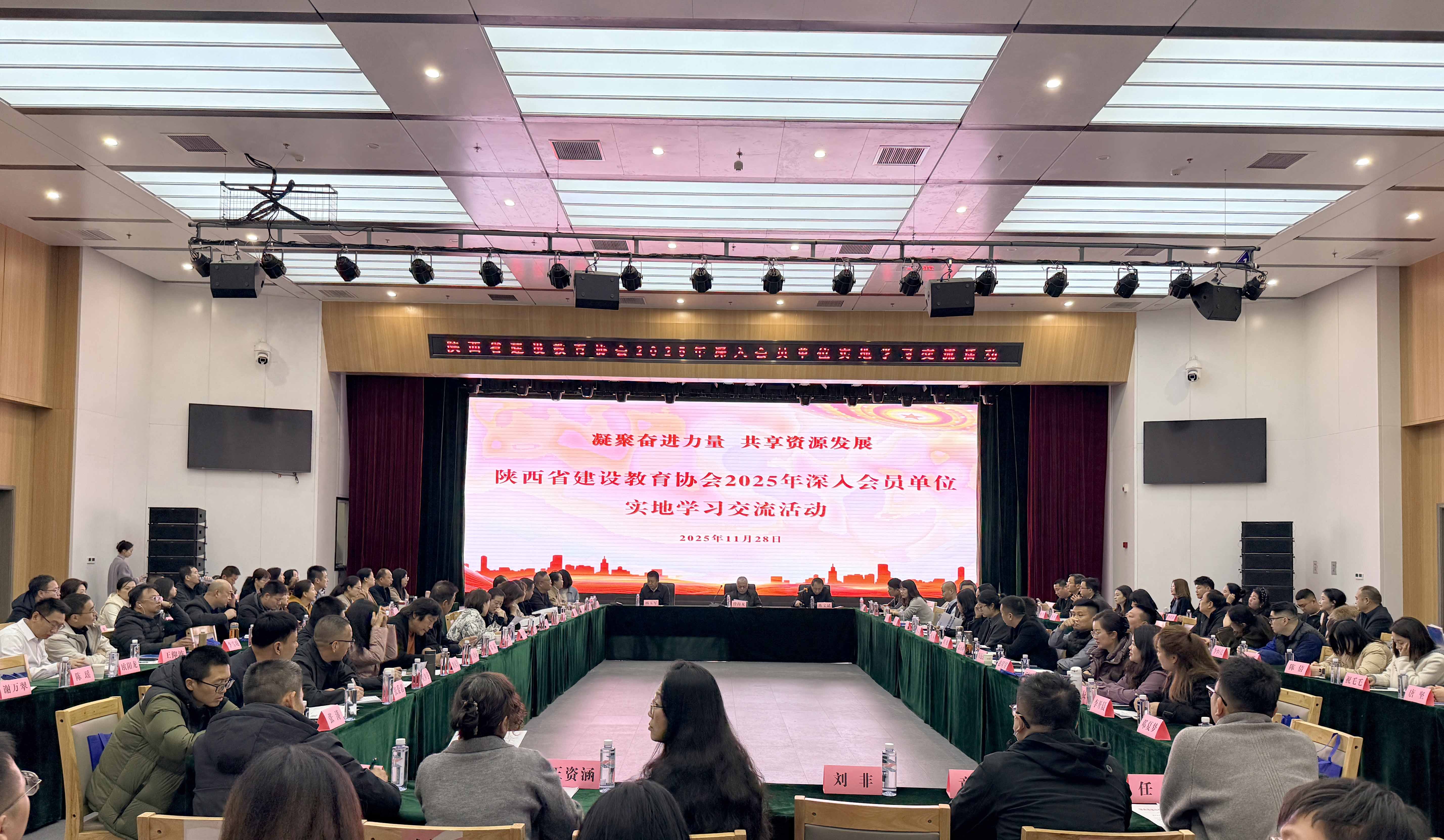 1201xiao照片.jpg 1201xiao照片.jpg